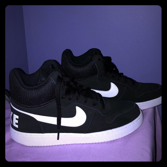 black and white nike high tops womens